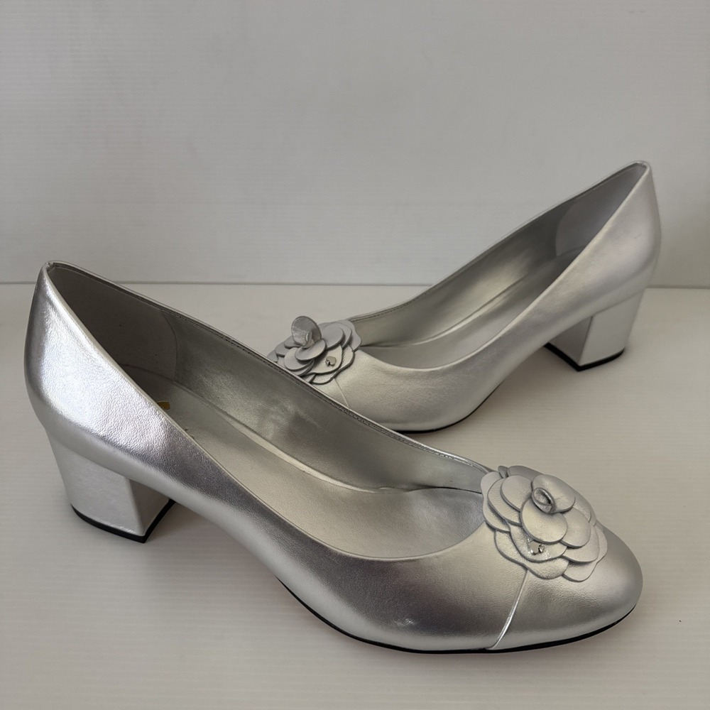 Kate Spade Flora Ballet Pump Metallic Silver Size 11 Block Heel 2" Wedding Event